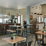 Astra Village Apartamento *