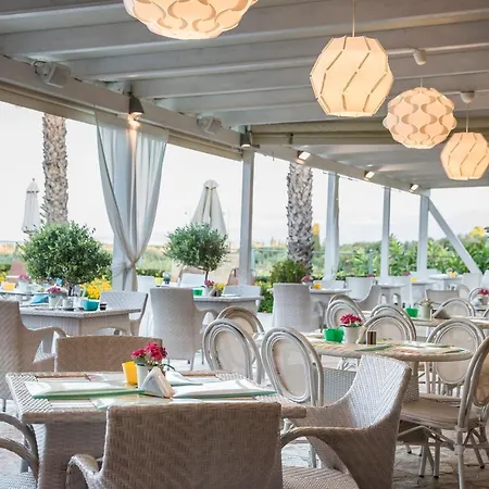 Astra Village Daire Svoronata