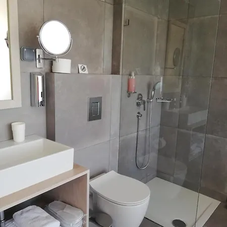 Astra Village Daire Svoronata