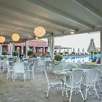 דירה Astra Village